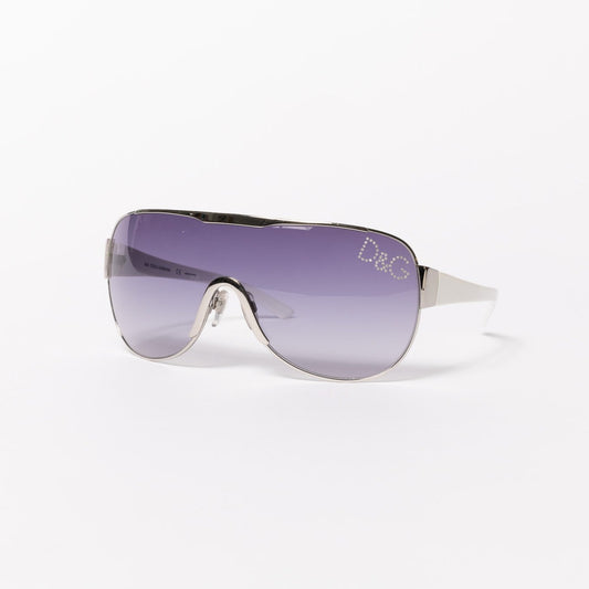 Sparkle and shine with the dazzling D&G Crystal Sunglasses. These stunning shades combine fashion-forward style 